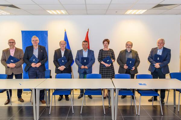 Újra kell tárgyalni a minimálbér-megállapodást